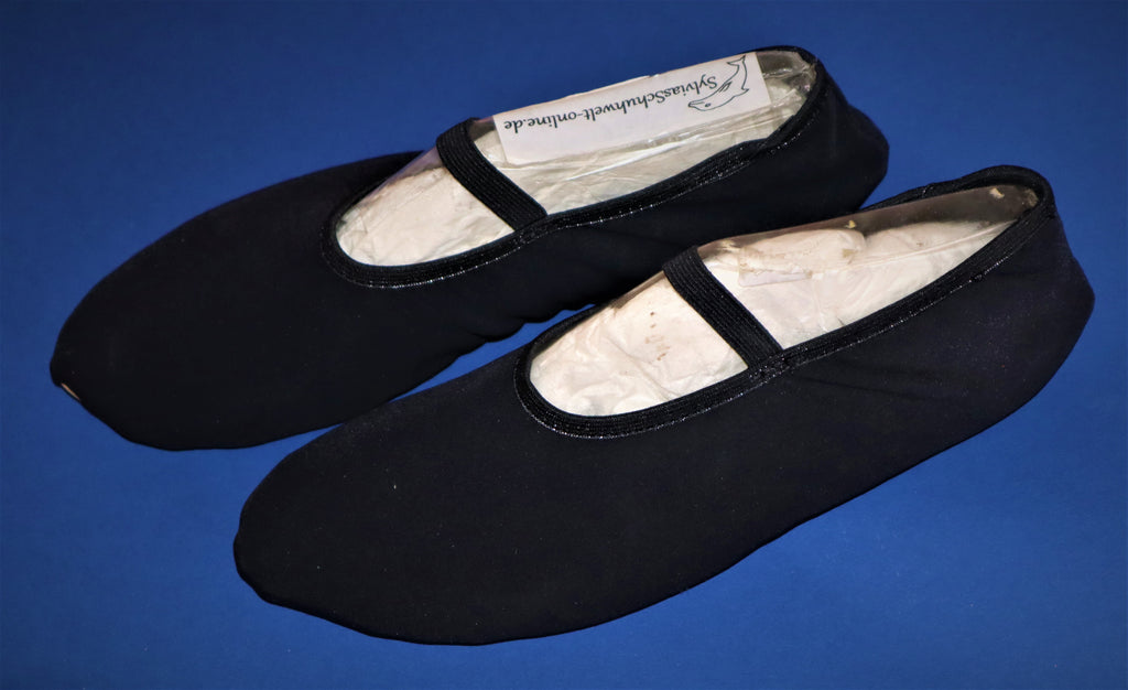 uni schwarze Trampolinschuhe